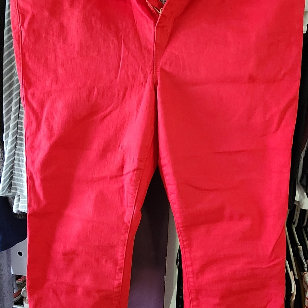 Torrid Crop Jegging Size 18 Red
